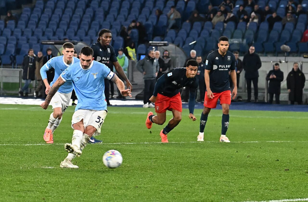 Lazio Genoa 3-2 quando uno stadio vuoto diventa più importante di una vittoria!