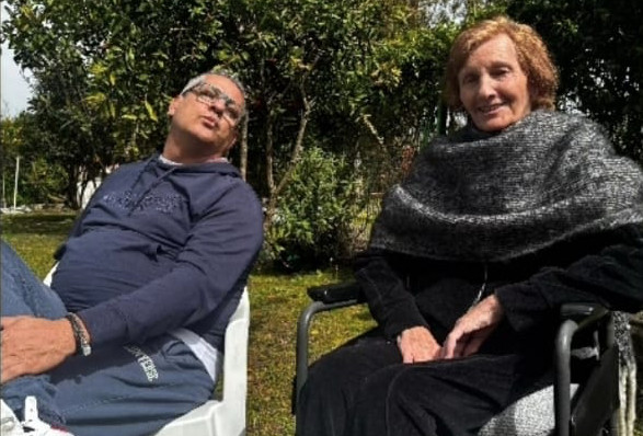 IL CLUB “QUELLI DI SEMPRE” SI STRINGE ATTORNO A ROBERTO PER LA PERDITA DELLA CARA MAMMA